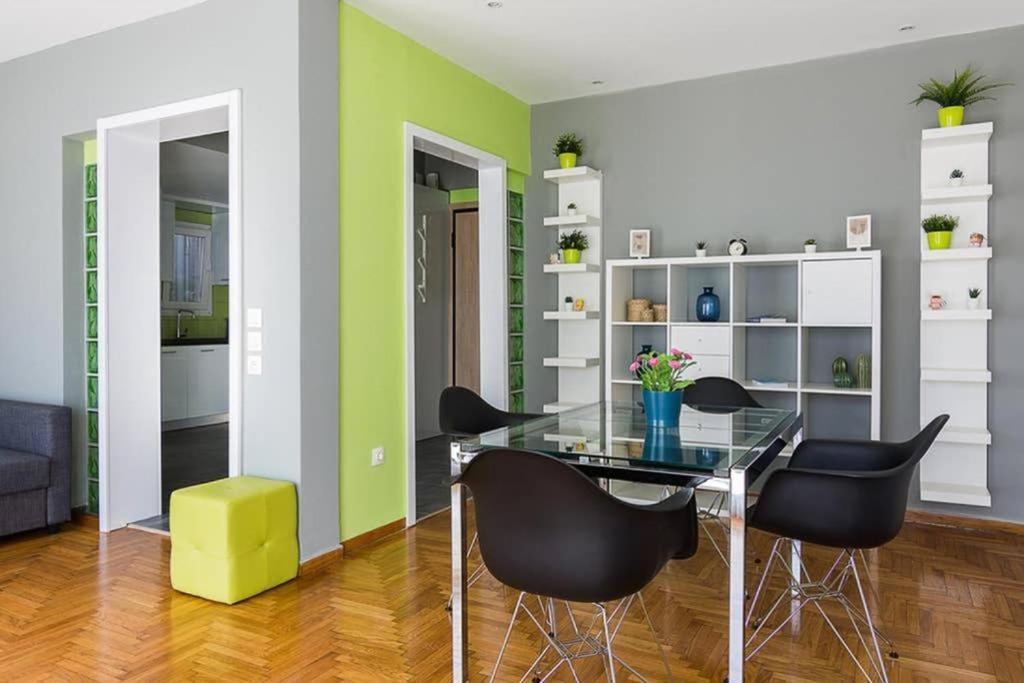 Sunlit 2Br Oasis In Metaxourghio 3Min From Metro Apartment Athens Exterior photo